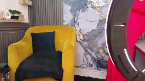 Snapshot of gianellacox chatting on 02-13-26, 01:29 online show from 02-13-26, 01:29