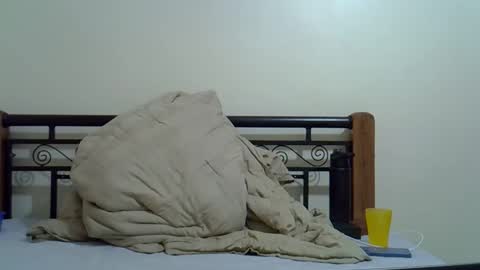 Giannah online show from 11-07-25, 03:12