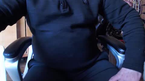 Gianni9000000 online show from 04-14-26, 11:49