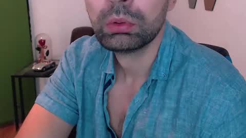 Gianni online show from 12-04-24, 01:03