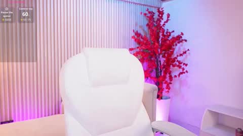 Snapshot of gianovak chatting on 10-18-25, 11:33 gianovak online show from 10-18-25, 11:33