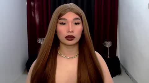 Snapshot of giaxxx01 chatting on 01-18-25, 06:56 Gia X online show from 01-18-25, 06:56