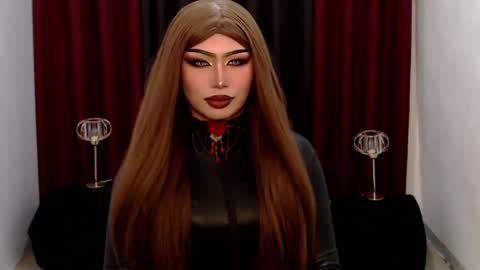 Snapshot of giaxxx01 chatting on 02-14-25, 07:07 Gia X online show from 02-14-25, 07:07