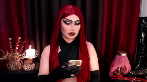 Snapshot of giaxxx01 chatting on 09-26-25, 05:55 Gia X online show from 09-26-25, 05:55