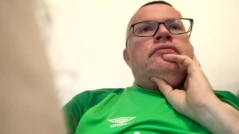 giddyup2222222 online show from 04-09-26, 08:42