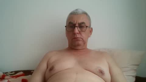 Snapshot of gigi1970 chatting on 05-06-26, 12:10 gigi1970 online show from 05-06-26, 12:10