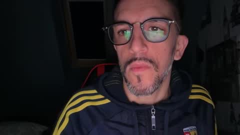 Gigi online show from 12-15-25, 04:50