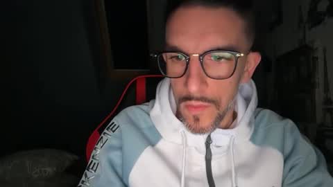 Gigi online show from 02-08-26, 04:27