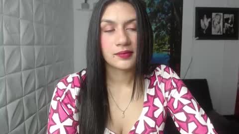 Snapshot of gigi_gilt_ chatting on 03-06-25, 03:13 Gigi 3 online show from 03-06-25, 03:13