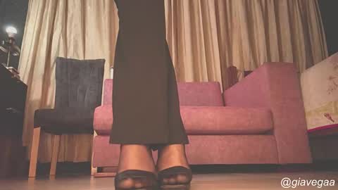 Gigi independet model P online show from 12-03-25, 09:57