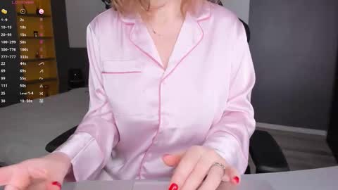 gigihadd online show from 02-09-26, 04:22