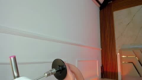 Gigi Doll online show from 04-10-26, 11:04