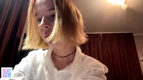 Molly online show from 10-06-25, 07:11