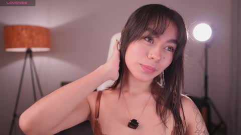 Snapshot of gigilee_ chatting on 06-01-26, 01:07 GIGI online show from 06-01-26, 01:07
