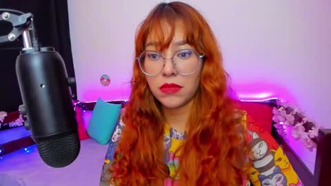 gigimooon online show from 09-17-25, 02:13