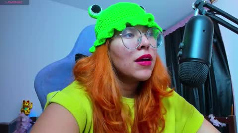 Snapshot of gigimooon chatting on 02-22-26, 01:29 gigimooon online show from 02-22-26, 01:29