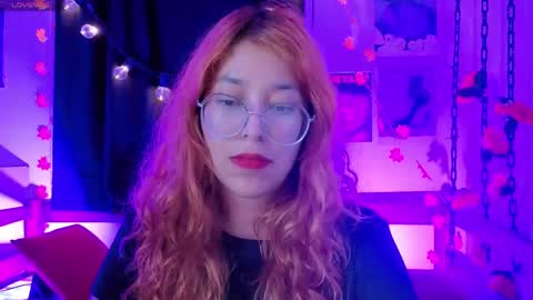 Snapshot of gigimooon chatting on 05-16-26, 02:19 gigimooon online show from 05-16-26, 02:19
