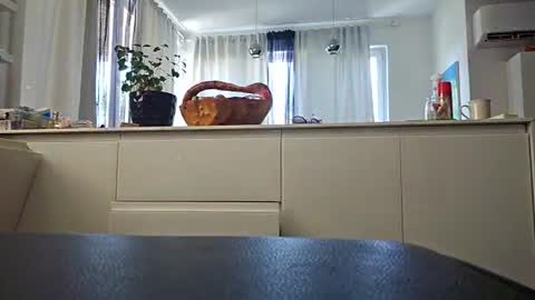 Snapshot of gigis111 chatting on 06-22-26, 12:24 gigis111 online show from 06-22-26, 12:24