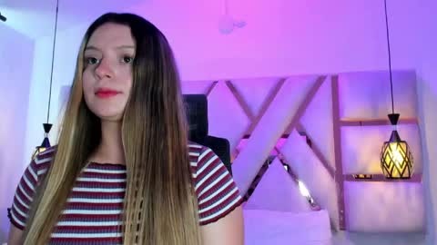 Snapshot of giigii_hadidd chatting on 04-22-26, 07:48 Giigii Hadid online show from 04-22-26, 07:48
