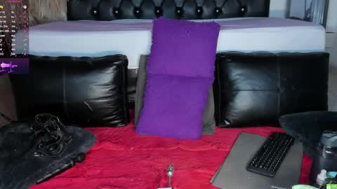 pamela online show from 09-14-25, 02:33