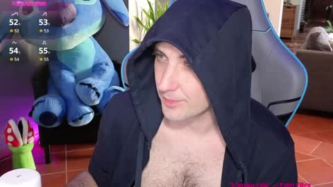 Snapshot of gil_gamesh2nd chatting on 04-25-26, 06:49 Mirko online show from 04-25-26, 06:49