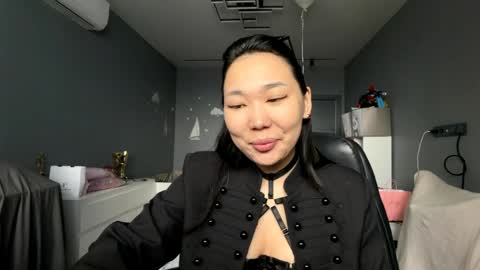 Agatha online show from 03-18-26, 02:26