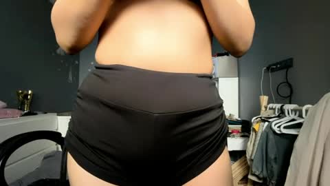 Agatha online show from 03-27-26, 08:26