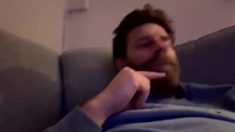 Snapshot of gilbertinio chatting on 01-19-25, 10:39 Gilbert online show from 01-19-25, 10:39