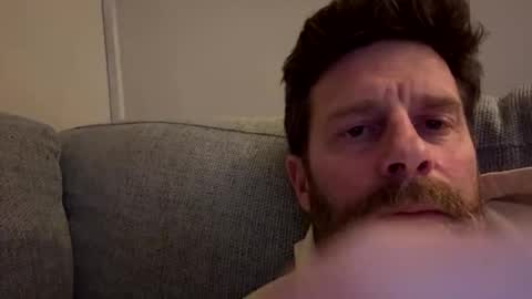 Snapshot of gilbertinio chatting on 12-01-25, 11:21 Gilbert online show from 12-01-25, 11:21