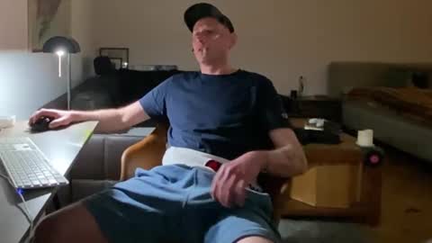 Sebastian online show from 02-11-25, 09:20