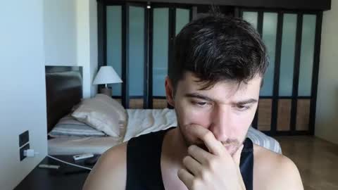 gilbertogonzales online show from 12-04-25, 03:38