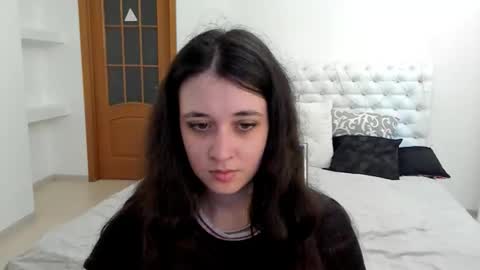 Kate online show from 09-16-25, 09:54