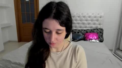 Kate online show from 11-26-25, 08:04