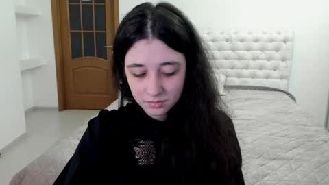 Kate online show from 11-28-25, 09:01