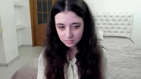 Kate online show from 11-29-25, 09:01