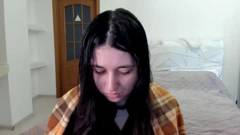 Snapshot of ginablum chatting on 04-28-26, 08:19 Kate online show from 04-28-26, 08:19