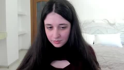 Snapshot of ginablum chatting on 05-11-26, 09:26 Kate online show from 05-11-26, 09:26