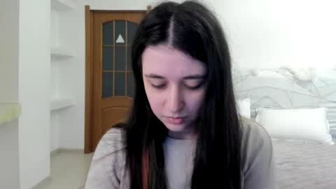 Snapshot of ginablum chatting on 05-15-26, 09:27 Kate online show from 05-15-26, 09:27