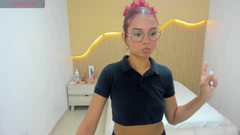 Snapshot of ginamorelo chatting on 05-29-26, 07:56 G I A N A online show from 05-29-26, 07:56