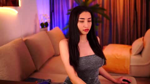 Gina online show from 02-02-25, 07:14