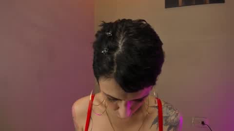 Ginebra online show from 02-10-26, 04:11