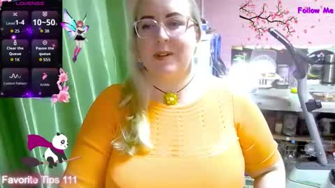 Snapshot of ginesia chatting on 11-30-25, 11:58 ginesia online show from 11-30-25, 11:58