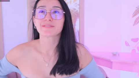 Snapshot of ginevra_esposito chatting on 10-01-25, 12:44 Ginn online show from 10-01-25, 12:44