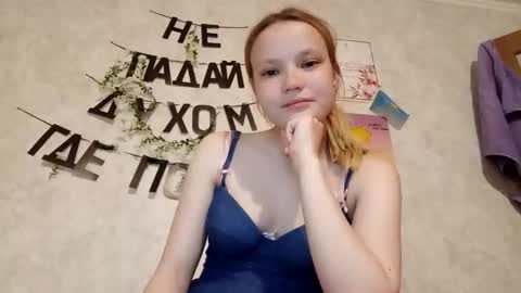 Snapshot of ginger_anna_est chatting on 05-22-26, 08:14 Ginger Anna online show from 05-22-26, 08:14