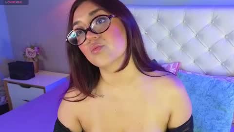 Snapshot of ginger_honeyy chatting on 06-13-26, 12:58 Chloe online show from 06-13-26, 12:58