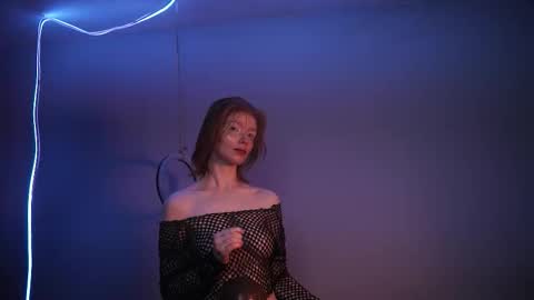        im expecting 350 thumbs up on my altar   online show from 11-05-25, 10:21