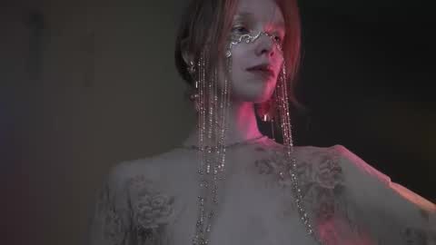        im expecting 350 thumbs up on my altar   online show from 12-22-25, 10:18