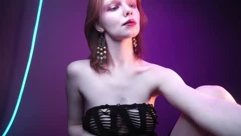        im expecting 350 thumbs up on my altar   online show from 03-02-26, 10:16