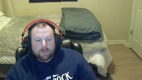 gingerbearded_man online show from 01-04-25, 04:12