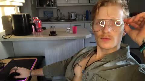 Jay online show from 09-10-25, 05:07